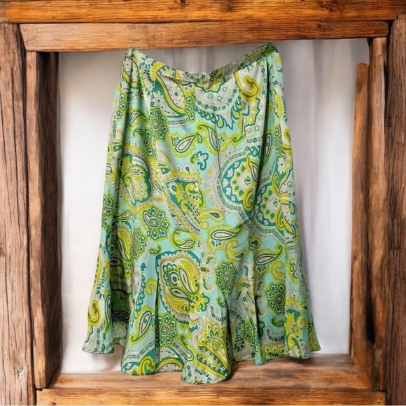 BANANA REPUBLIC Eight
Gores Silk Skirt 4 Paisley Print Teal/yellow Lined Godet - Picture 1 of 12